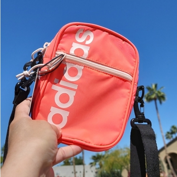 adidas Core Festival Mini Crossbody Bag Travel Running RARE Neon Pink Signal - Picture 16 of 16